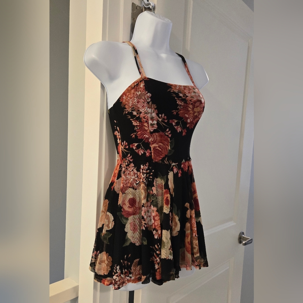 UO Urban Outfitters Black Floral Mini Knit Mesh Romper. Size XS. - Picture 4 of 13